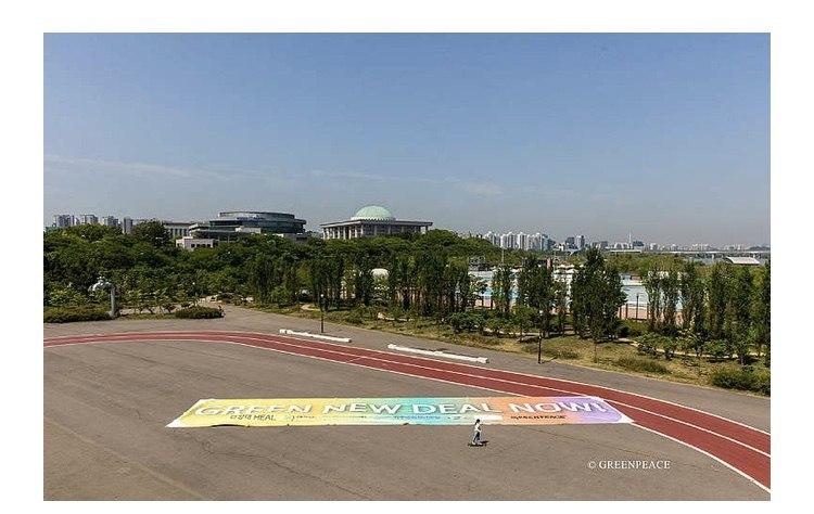 노란들판_타이벡2.jpg